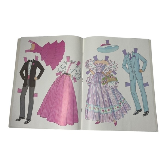 NWT Vintage 1984 Golden Barbie & Ken Paper Doll Book - Picture 4 of 7